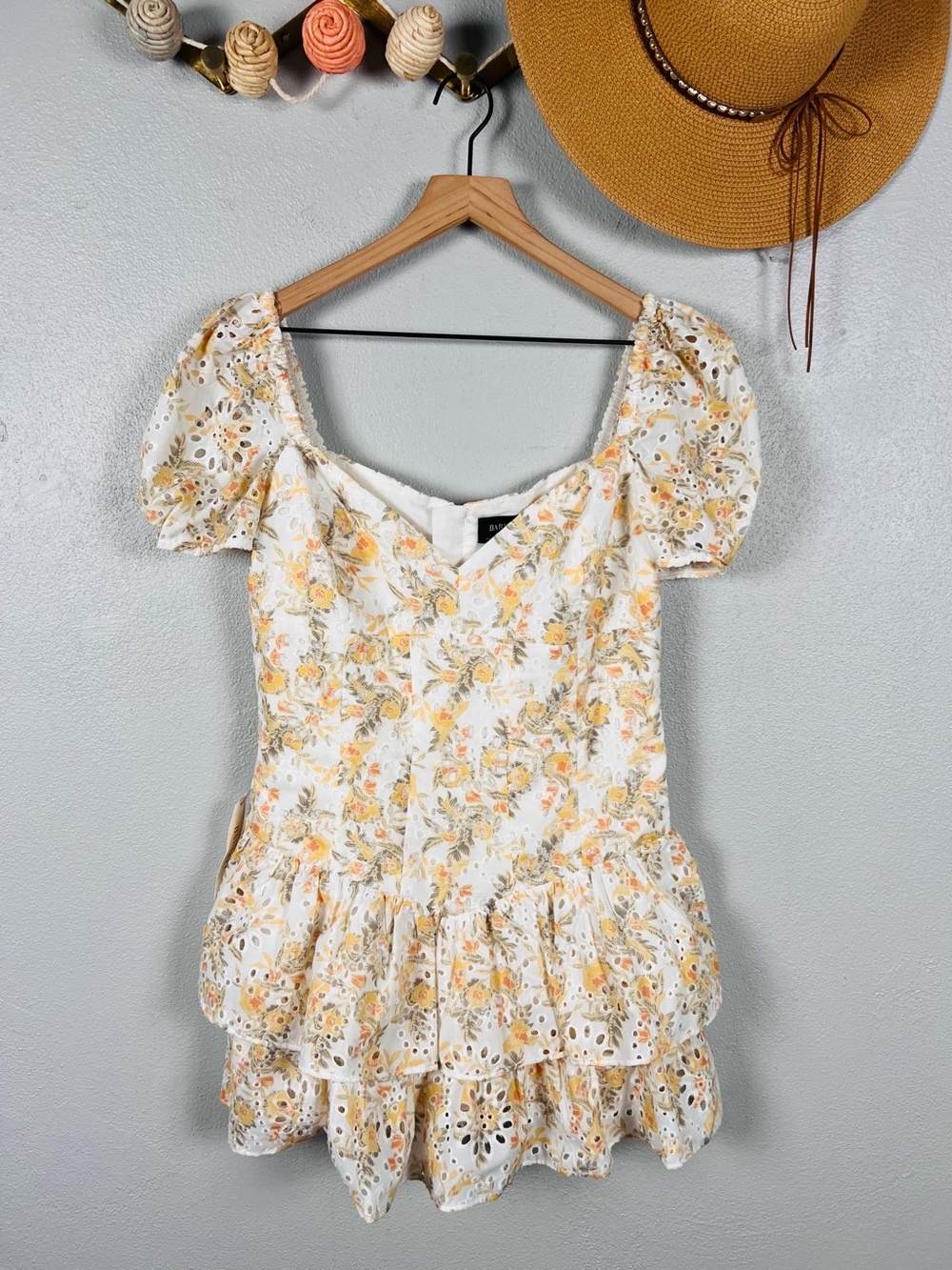 NWT Bardot Broderie Anglaise Eyelet Lace Ruffle Minidress In Tropical Size 8 - Picture 7 of 8
